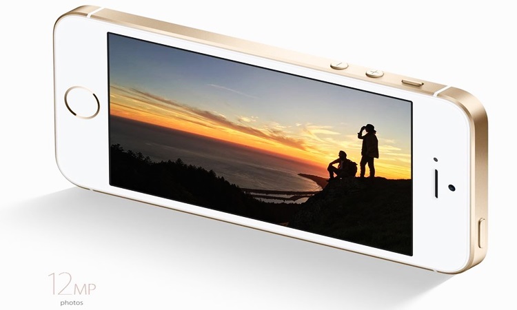 O novo iPhone SE possui câmera traseira iSight de 12 megapixels.