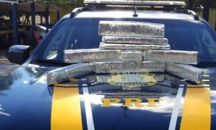 Jovem é preso na BR-153 transportando 10 kg de maconha