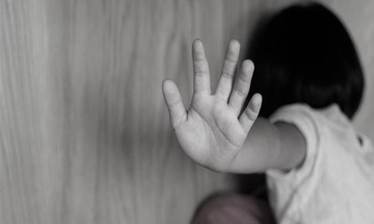 GOIÁS: Após perder a mãe, criança vai morar com avô e é estuprada por ele