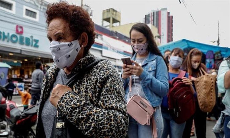 OMS prevê fim da pandemia em 2022
