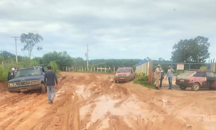 Idoso é encontrado morto com sinal de tiro na zona rural de Jaraguá; polícia investiga suspeita de acidente com arma artesanal