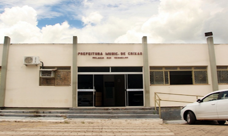 Mulher que agrediu secretária municipal de saúde é presa, em Crixás