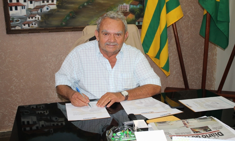 ITAPACI: Prefeito Mário Salles assina ordem de serviço para dar inicio a construção da nova Escola Municipal no Setor Planalto