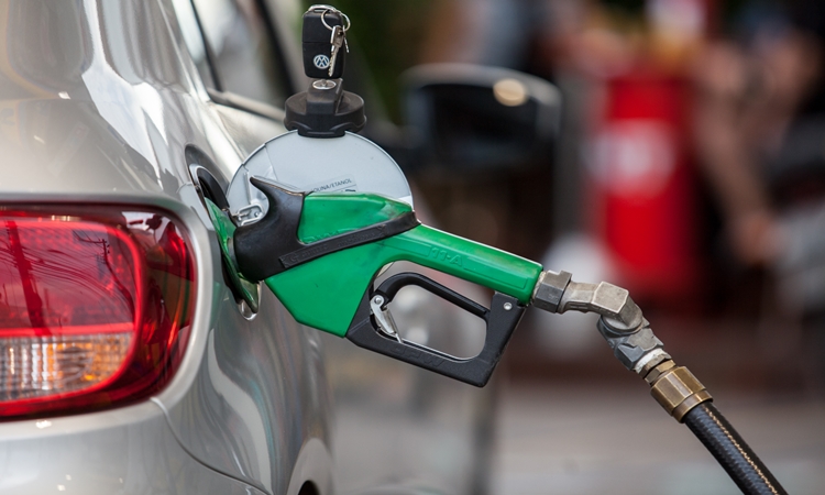 Petrobras anuncia nova redução no preço da gasolina