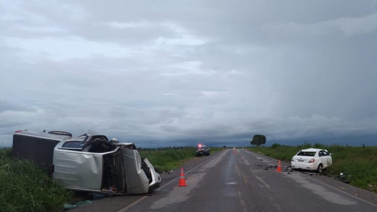 GO: Colisão frontal entre carro e caminhonete deixa dois mortos na BR-158, em Goiás