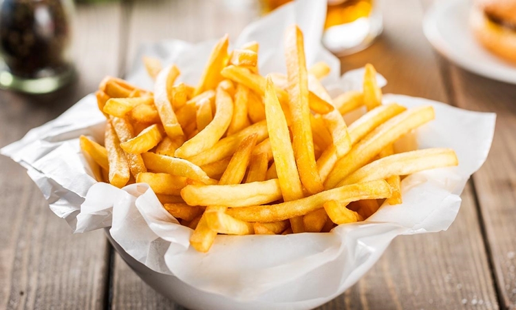 Estudo revela que batata frita pode aumentar risco de ansiedade e depressão