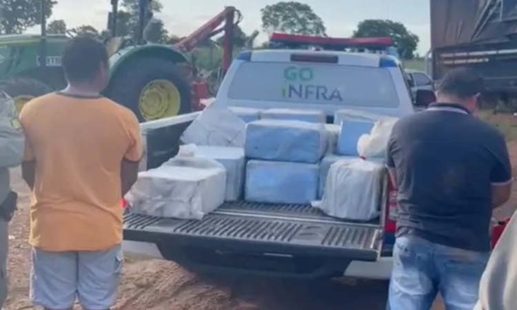 Em Nova Crixás, suspeitos oferecem R$ 1 milhão de suborno para policiais durante maior apreensão de droga do ano em Goiás