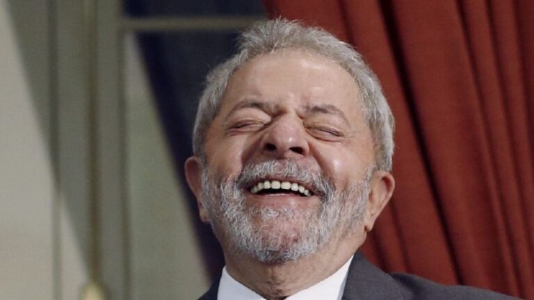 Após derrota na Câmara, governo Lula distribui R$ 700 milhões em verbas para parlamentares em um único dia