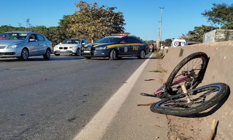 Ciclista morre atropelado por veículo na BR-153