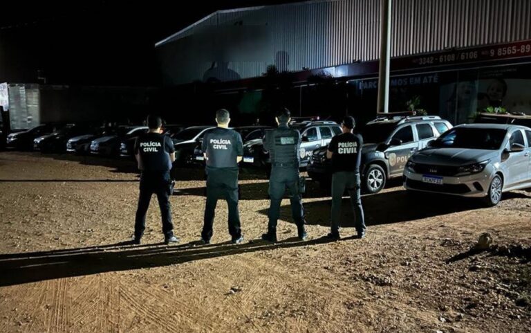 Polícia cumpre mandados contra grupo suspeito de tráficos de drogas e comércio ilegal de armas de fogos em Rubiataba, Nova Glória e Uruaçu