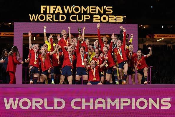 Espanha vence a Inglaterra e conquista título inédito da Copa do Mundo feminina
