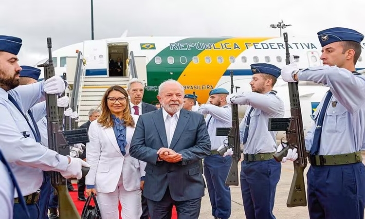 Governo deve pagar R$ 400 milhões em novo ‘Aerolula’; veja lista de exigências
