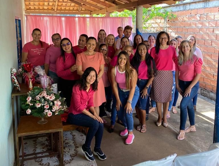 Secretaria de Saúde realiza momento Outubro Rosa com servidores da vigilância em saúde