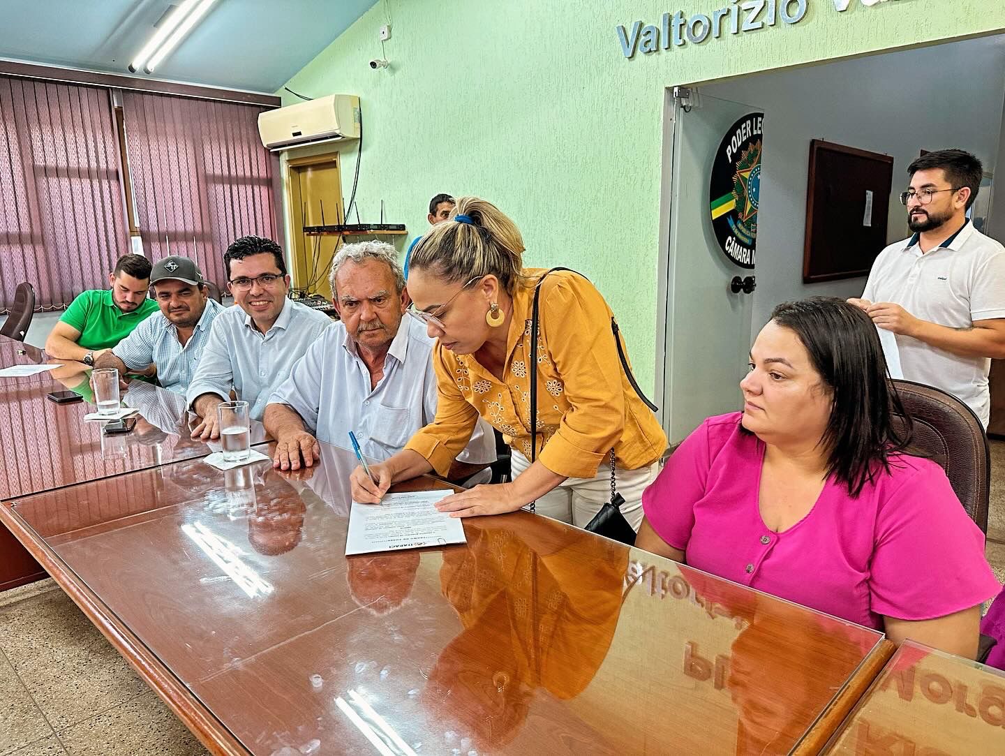 Governo de Itapaci empossa os aprovados nos processos seletivos