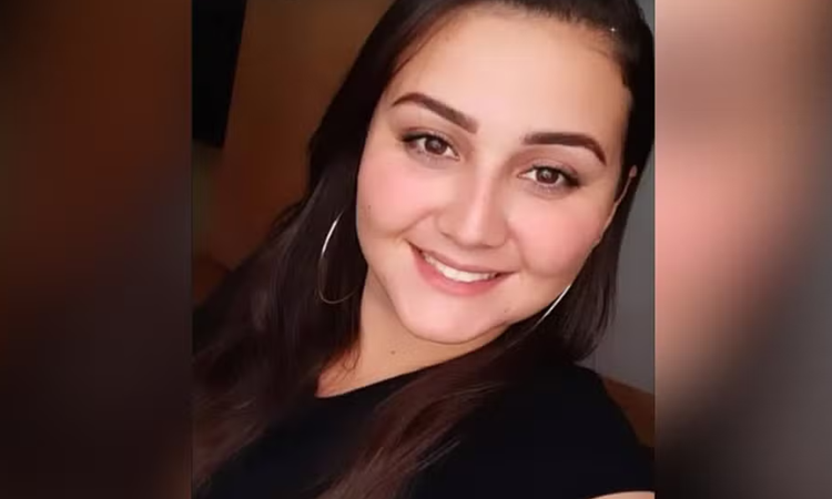 Mulher morre após colisão frontal entre dois veículos na GO-139