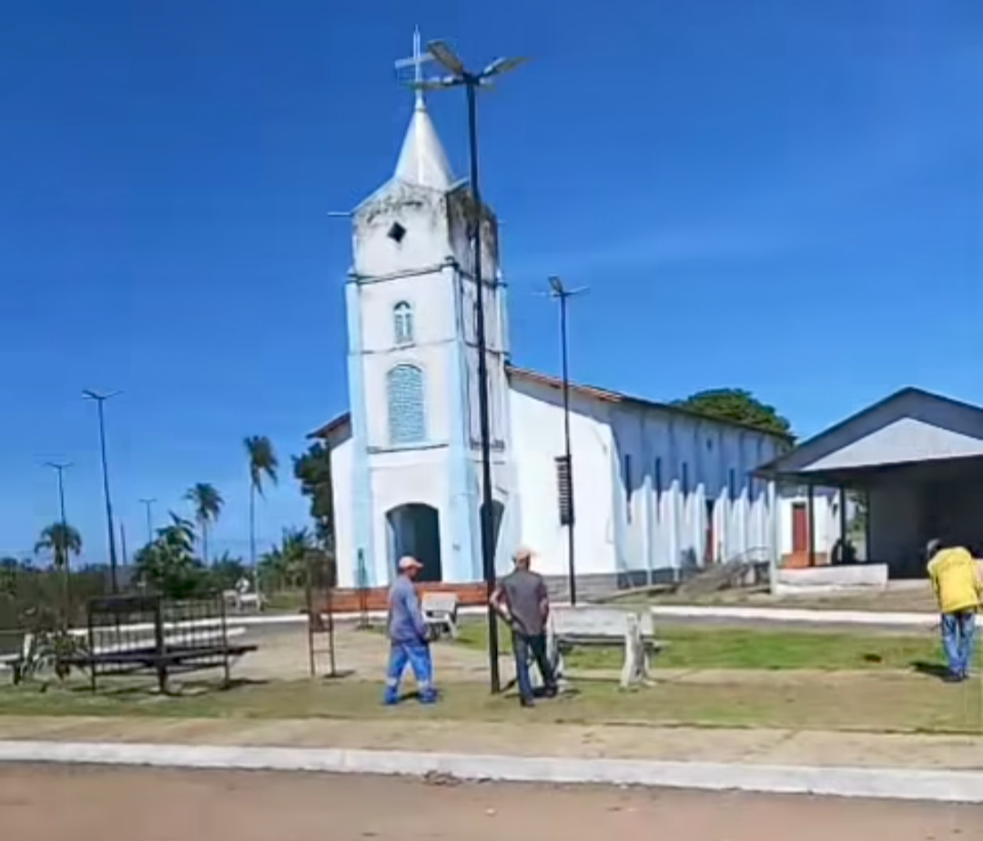 Povoado de Fazendinha recebe mutirão de limpeza