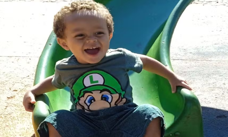 Menino morre após procedimento para retirar grão de milho do nariz; família denuncia erro médico