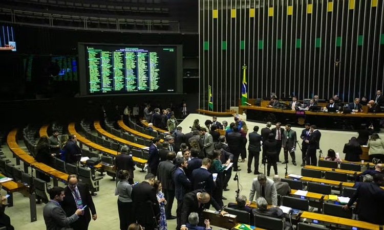 311 a 163: Câmara dos Deputados aprova urgência de projeto da anistia