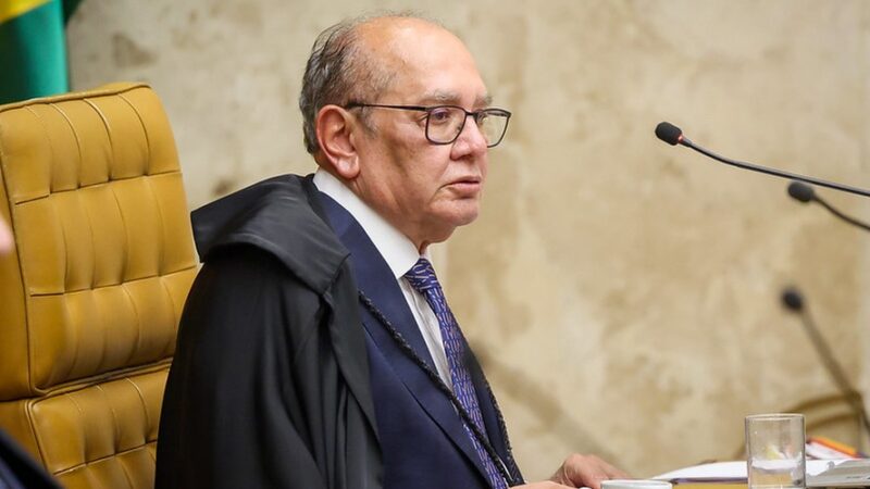 Gilmar Mendes determina que apenas PGR pode pedir impeachment de ministros do STF