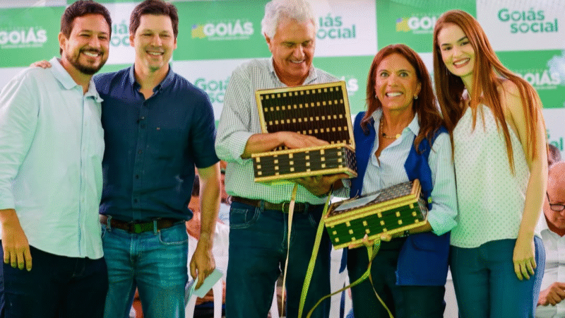 Dr. Allan confirma prestígio e recebe diversas autoridades políticas no Goiás Social em Crixás