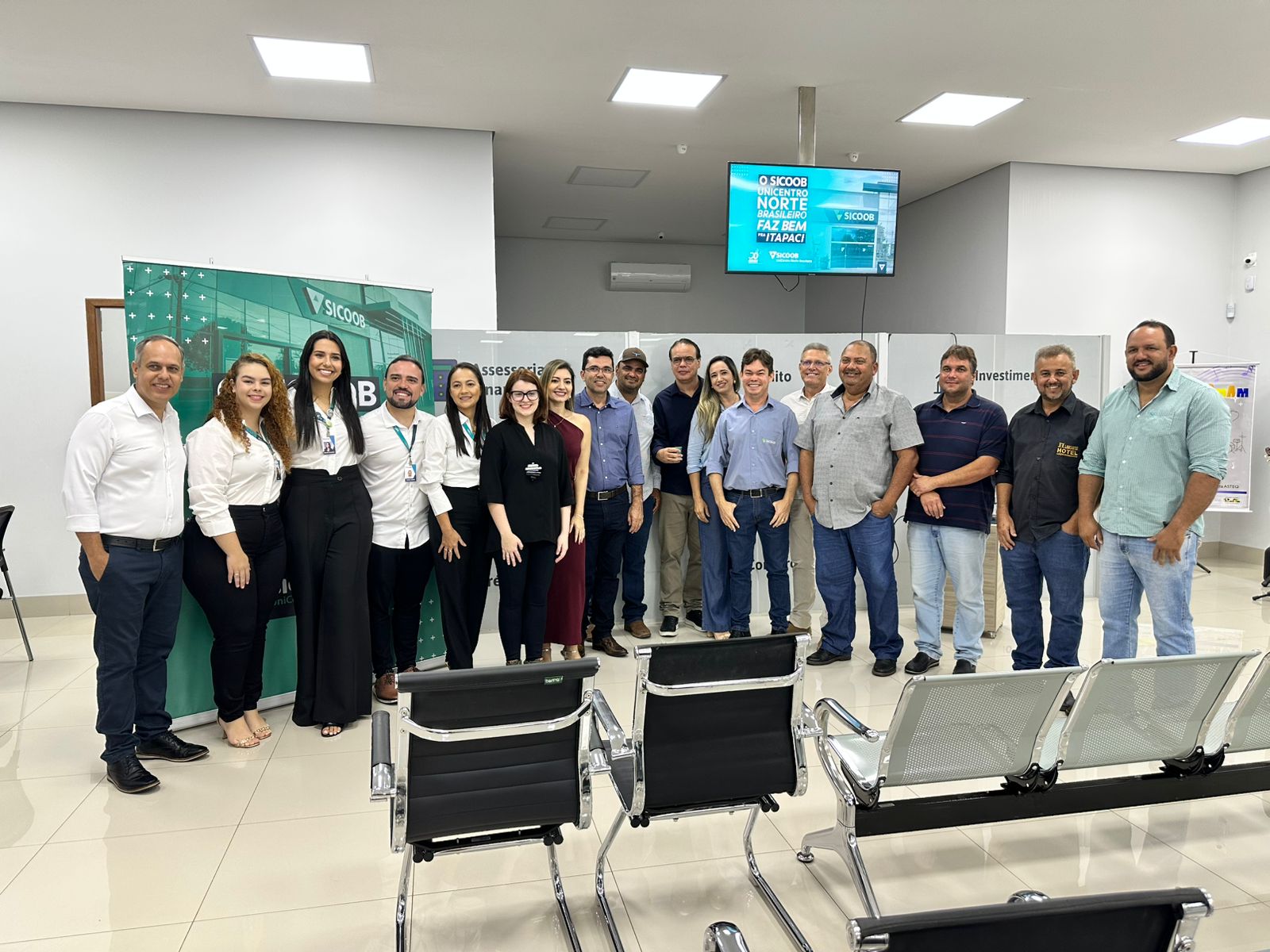 Sicoob reforça parceria com seus associados da agência de Itapaci