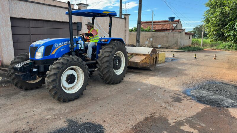 Setor Flamboyant recebe operação tapa-buracos e manutenção da iluminação pública