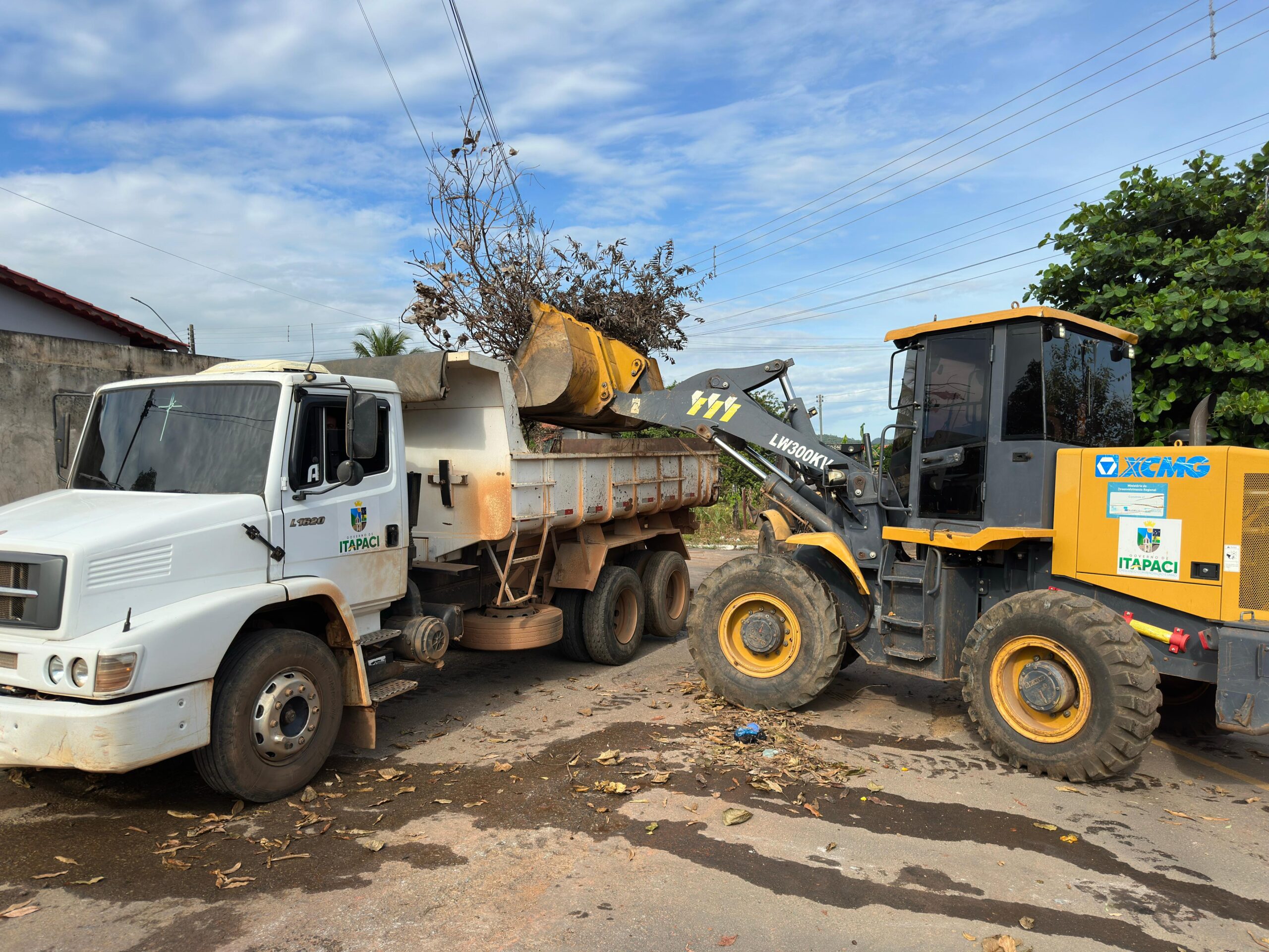 Governo de Itapaci intensifica trabalhos de zeladoria urbana