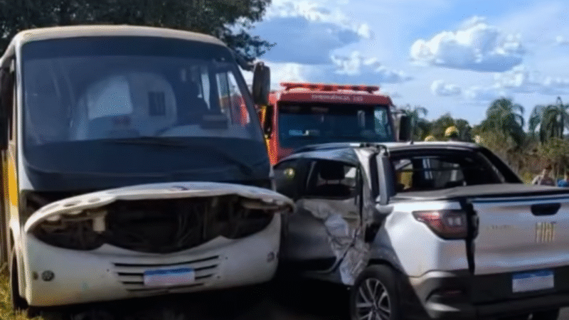 Colisão entre veículos deixa feridos na GO-336, próximo a Itapaci