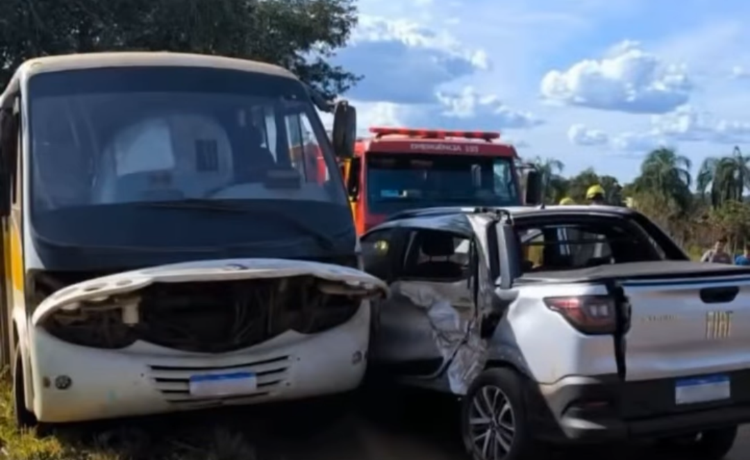 Colisão entre veículos deixa feridos na GO-336, próximo a Itapaci