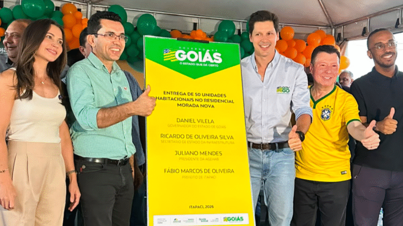 Itapaci celebra a entrega de 50 unidades habitacionais a custo zero