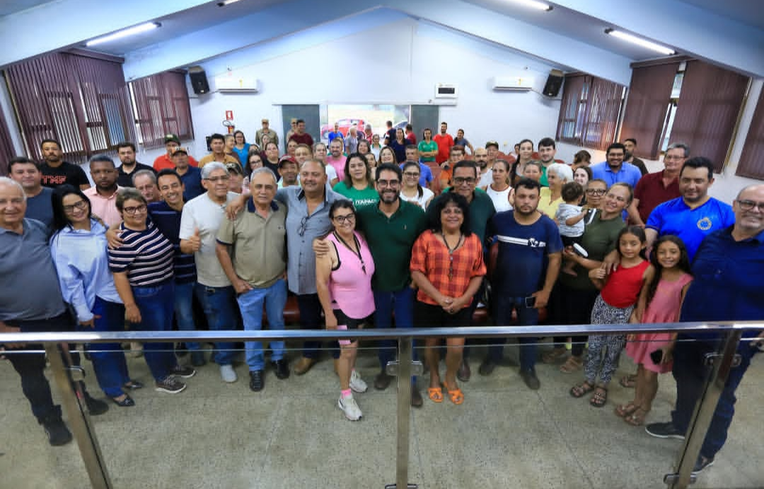 Câmara de Itapaci recebe a visita do Deputado Estadual – Lincoln Tejota