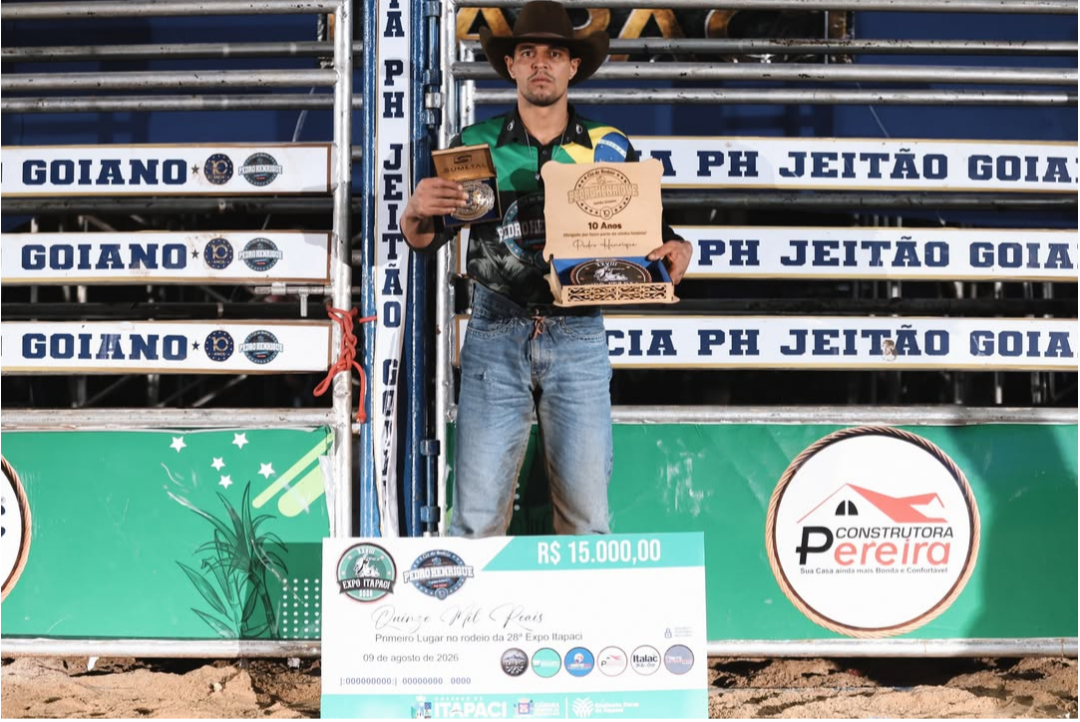 Reinaldo Braz é BI CAMPEÃO do rodeio da ExpoItapaci